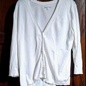 🌼4/$20🌼White New York & Co. Cardigan